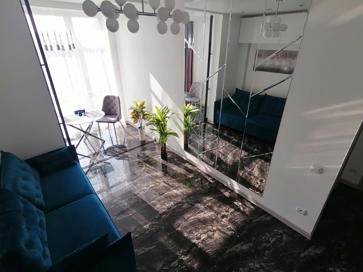 Новобудова Сам Центр Вул Шевченка 60 Оперний 10Хв Apartment Lviv Exterior photo